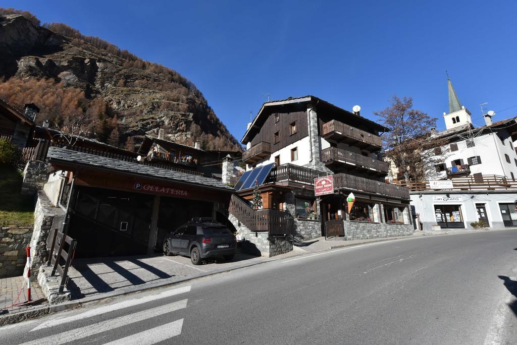 L'Ancien Paquier Chambre D'Hotes Valtournenche Esterno foto