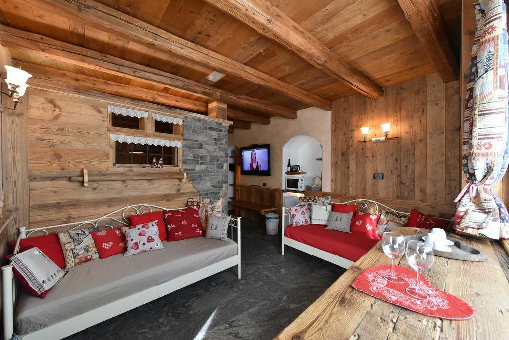 L'Ancien Paquier Chambre D'Hotes Valtournenche Esterno foto