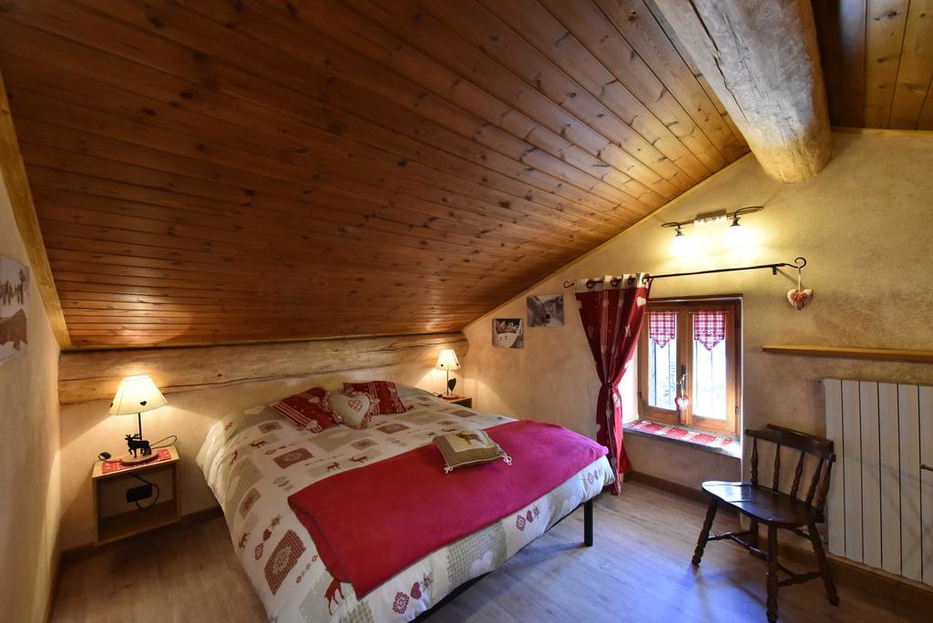 L'Ancien Paquier Chambre D'Hotes Valtournenche Esterno foto