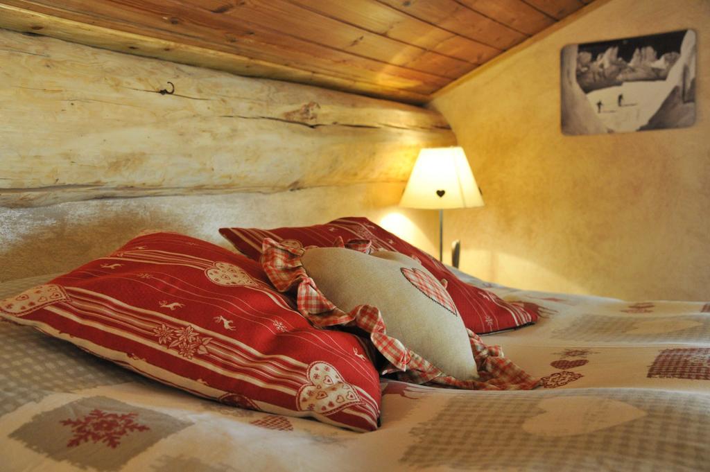 L'Ancien Paquier Chambre D'Hotes Valtournenche Esterno foto