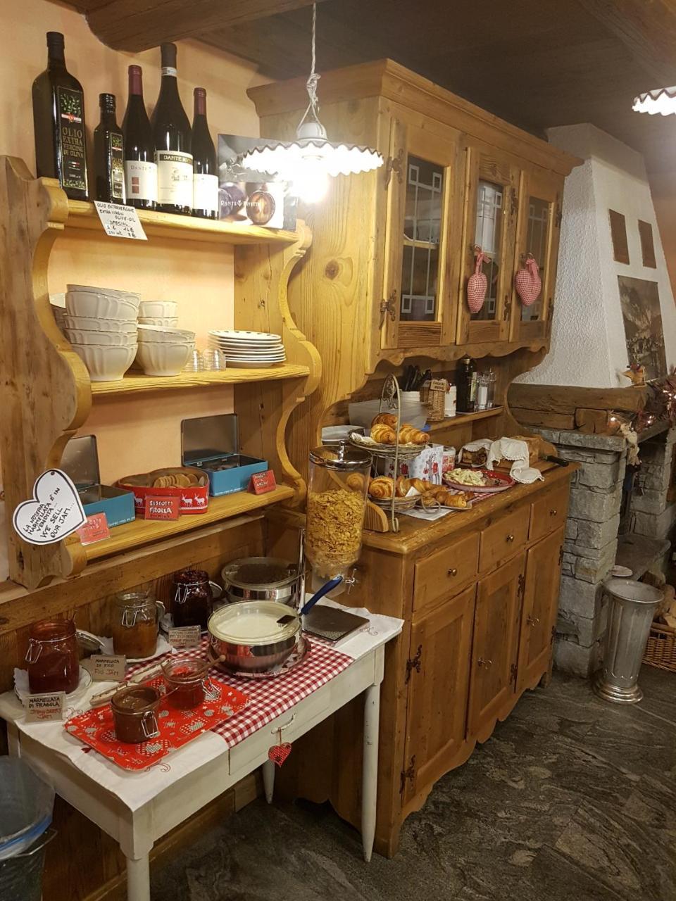 L'Ancien Paquier Chambre D'Hotes Valtournenche Esterno foto